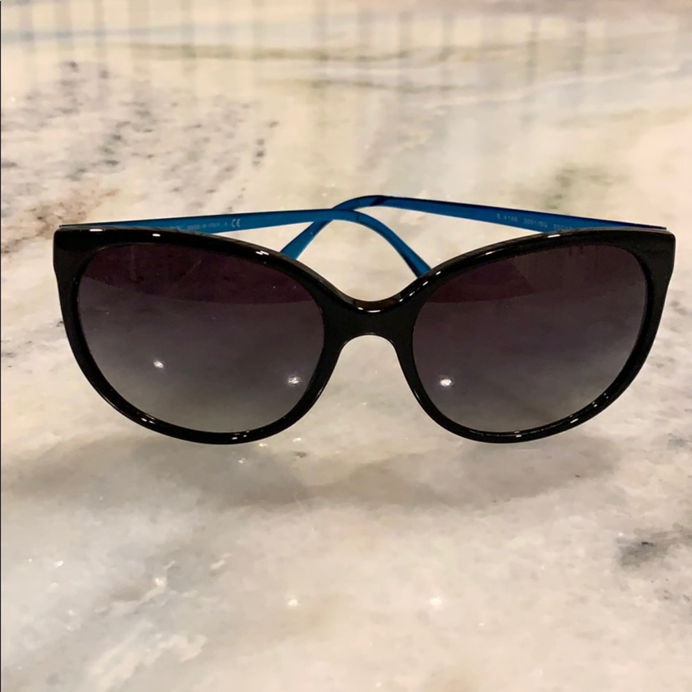 Burberry sunglasses